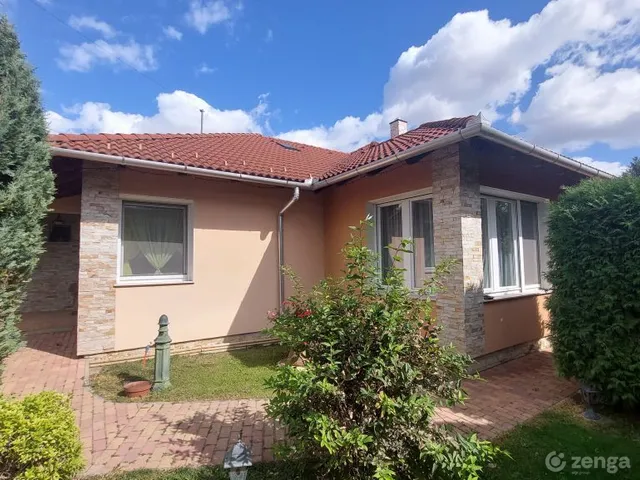 Eladó ház Százhalombatta 161 nm