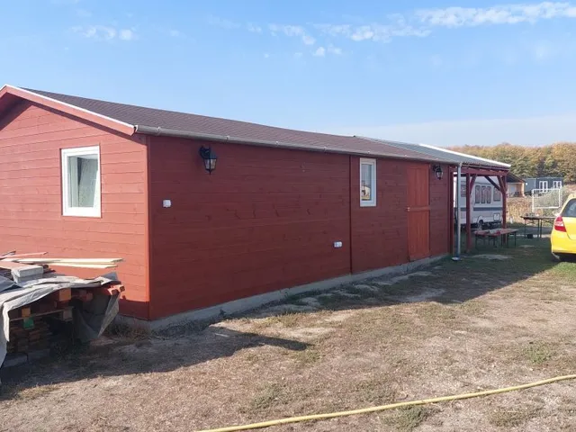 Eladó nyaraló Ercsi 40 nm